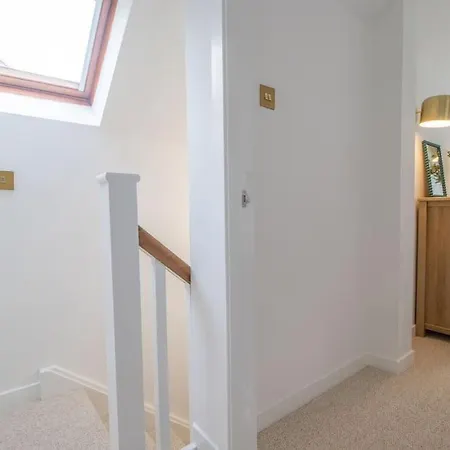 Henry Bell - Cosy 2-Bedroom Cottage Helensburgh Exterior photo