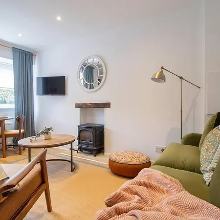 Henry Bell - Cosy 2-Bedroom Cottage Helensburgh Exterior photo