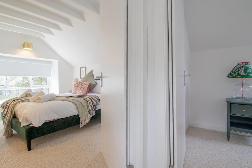 Henry Bell - Cosy 2-bedroom Helensburgh