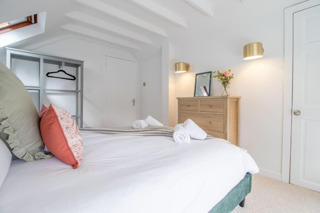 Henry Bell - Cosy 2-bedroom Apartment *