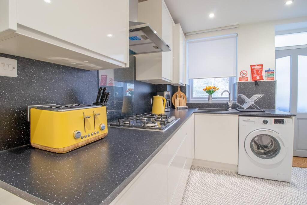 Apartment Henry Bell - Cosy 2-bedroom *