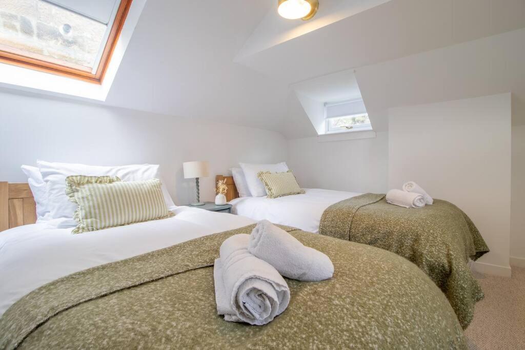 Henry Bell - Cosy 2-bedroom Apartment Helensburgh